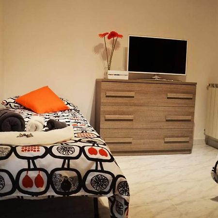 La Tana Delle Lepri Bed & Breakfast Morolo Exterior photo