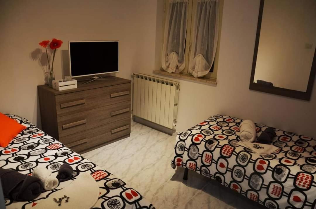 La Tana Delle Lepri Bed & Breakfast Morolo Exterior photo